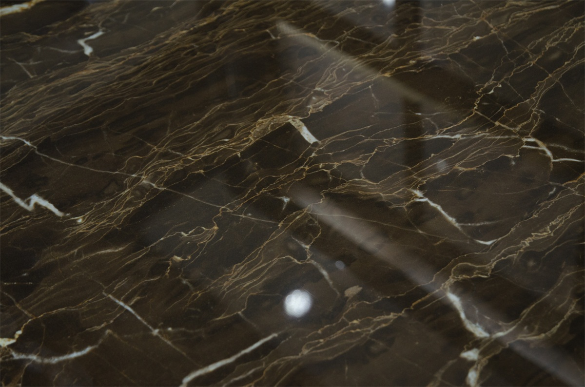 Напольная плитка для кухни и ванной с шумоизоляцией