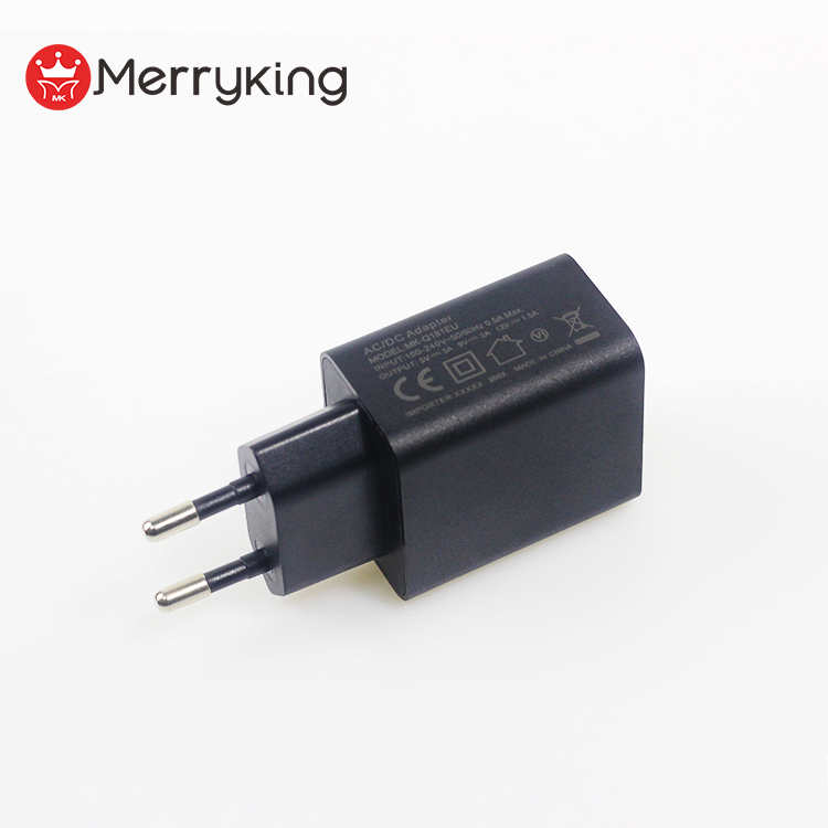 OEM Logo Europe Hot Sale 230V AC Inpout DC 5V 9V 12V USB Charing Adapter Wall Mount Cell Phone Charger 18W