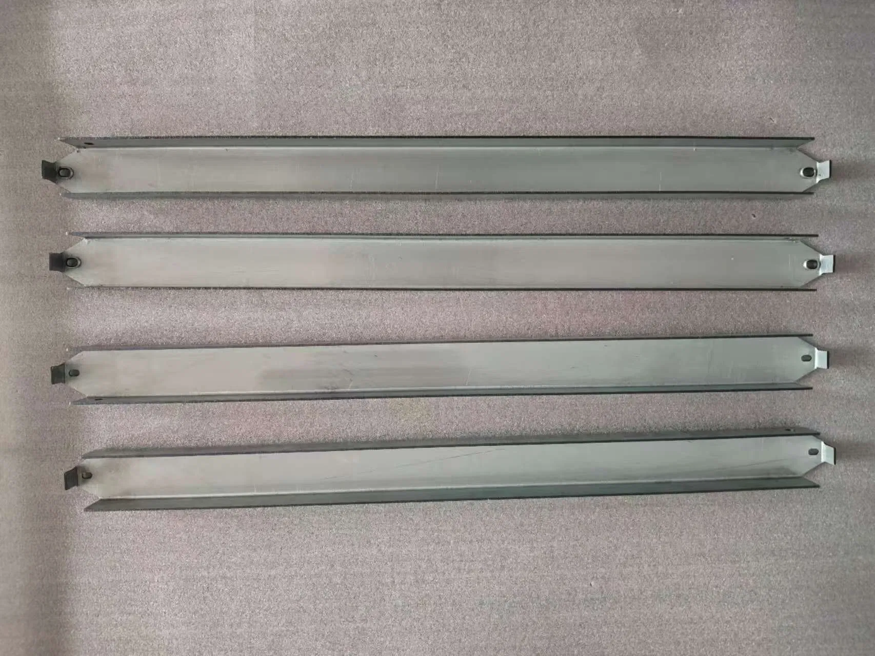 High Strength Anti-Corrosion Custom Raised Floor Beams Stringer