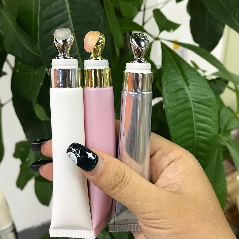 Бальзам для увеличения губ Vegan Lip Plumping Oil с гиалуроновой кислотой