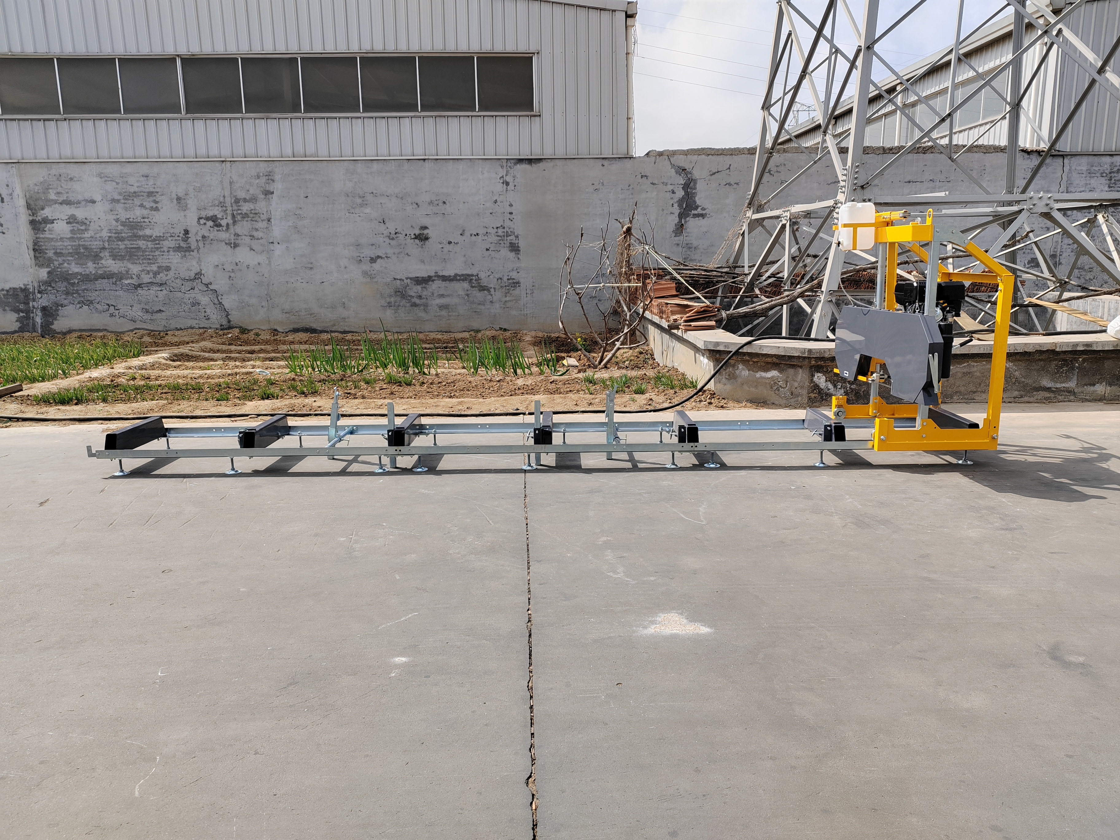 Ленточная пилорама горизонтальная 660 мм (26 дюймов)