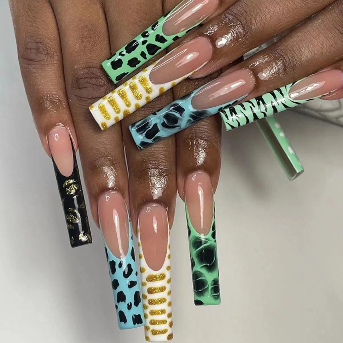 Cross-Border Explosive Ultra-Long Water Pipe European and American Fake Nail Finished Products Rectangular French False Nail Wearable Nail Art