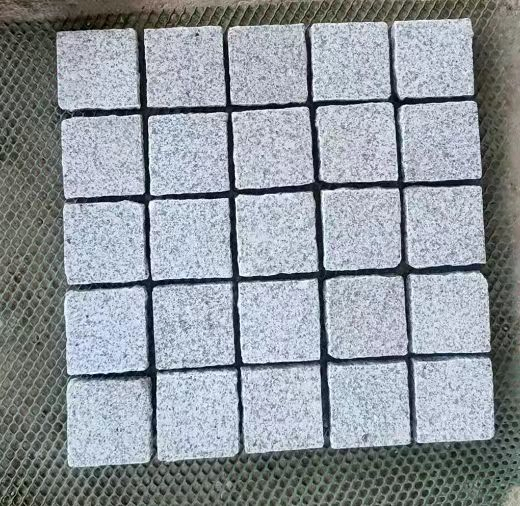 Garden Decoration Stone Granite Tumbled Cube Stone Paver Landscaping Paving