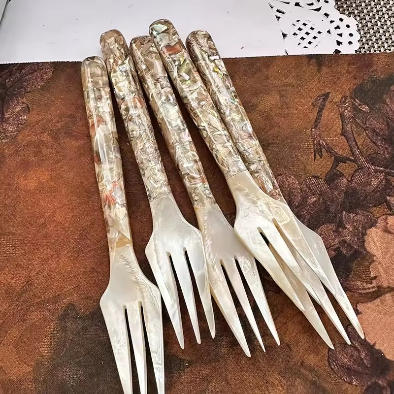Elegant Shell Patterned Fork for Dessert and Fruit Serving