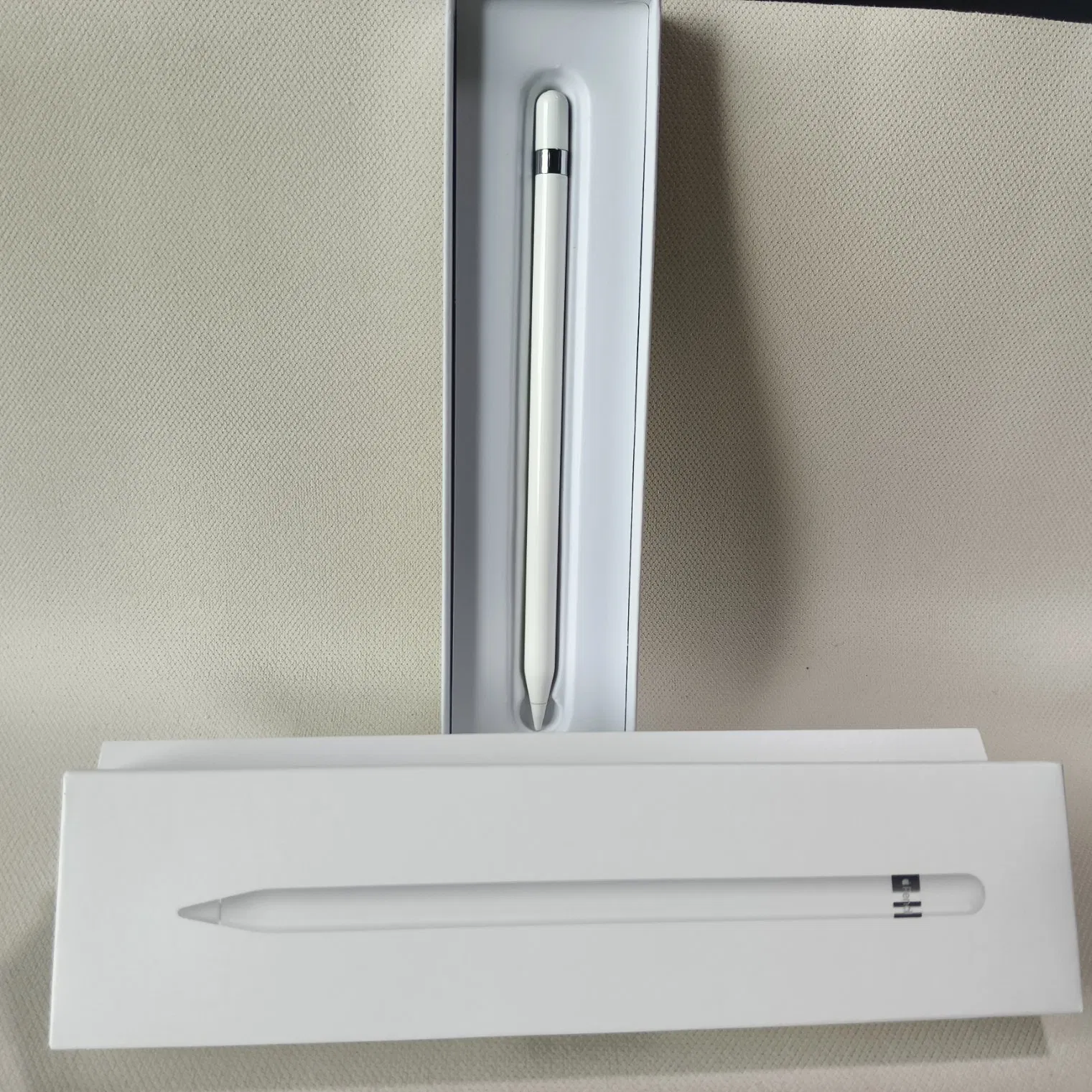 AAA+++ Excellent Hot Style 1: 1 Magnetic Imitation Pen Tablet Special Pencil 1gen Stylus Drawing Writing Pen Touch Pen Free Depicting Lightning Port