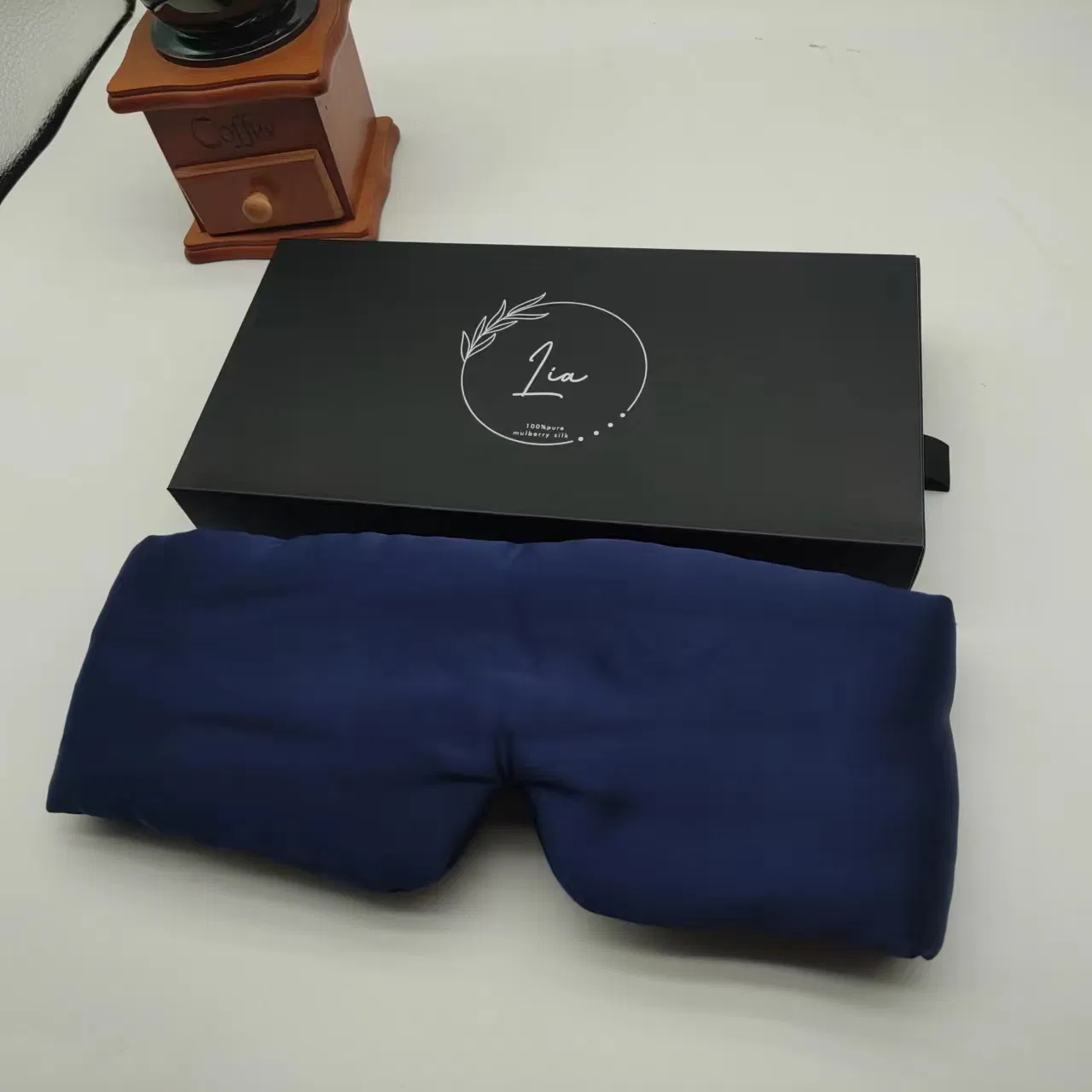 Luxury Elastic Headband Adjustable Big Size 6A Grade Silk Eyemask