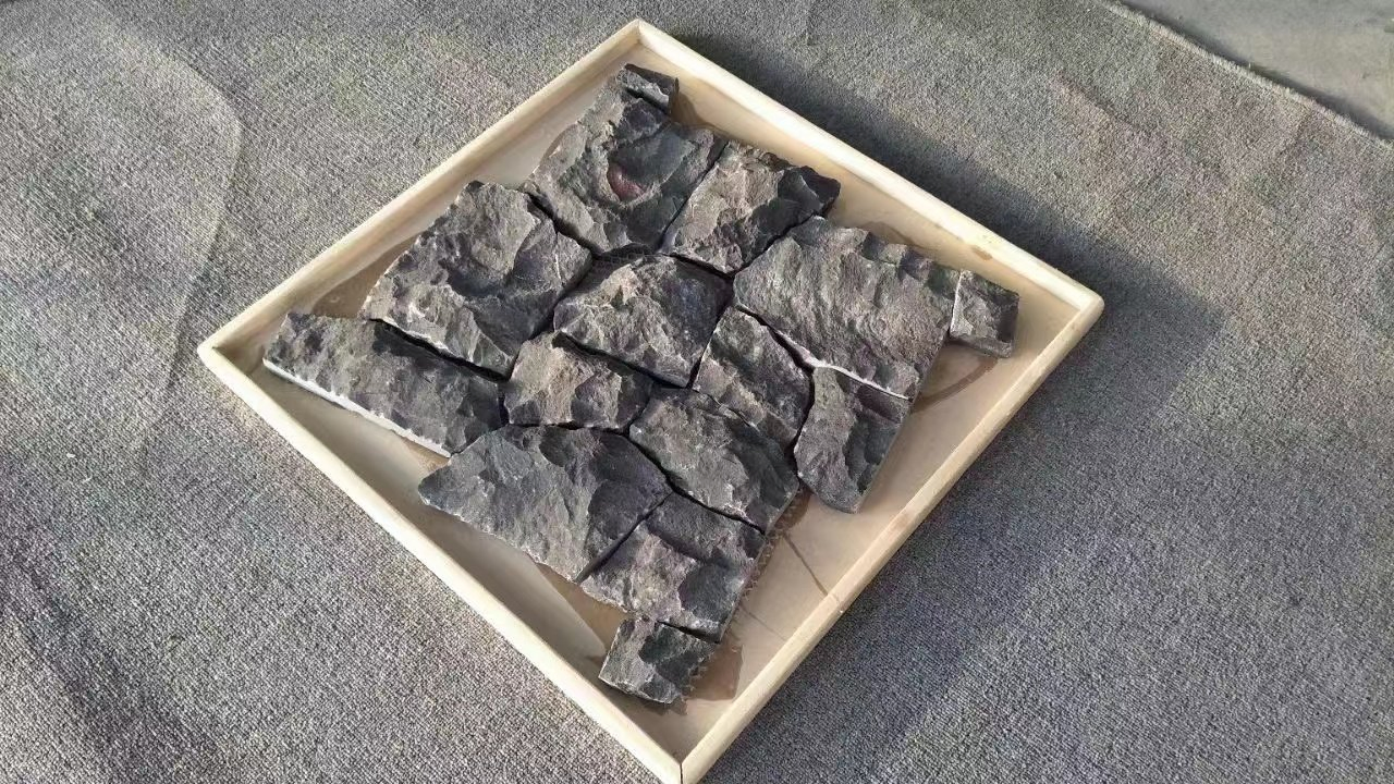 Natural Split Black/Yellow Travertine Crazy/Irregular Shape Stone Flagstone for Paving/Flooring/Wall Cladding