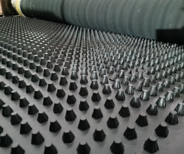 8mm 650G/M2 Dimple HDPE Drainage Protection Board Price CE, ISO Smooth Pressure Load 300kpa