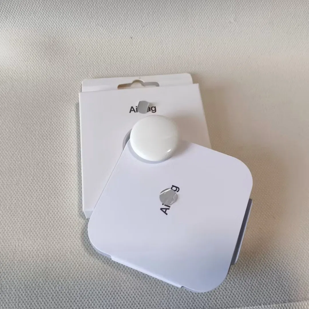 High-Quality Air Best-Selling Tag Tracker Handbag Locator Children′ S Tracker Satellite Positioning No Distance Restriction