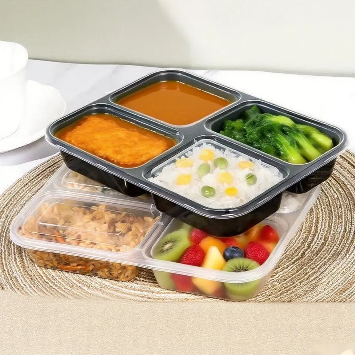 Пищевой пластиковый контейнер одноразовый (влагостойкий)