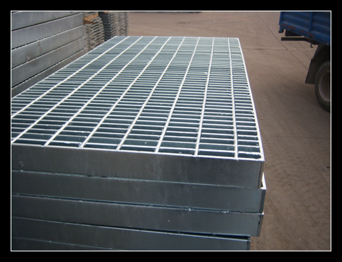 Galvanized Metal Checker Plate Nosing Stair Treads
