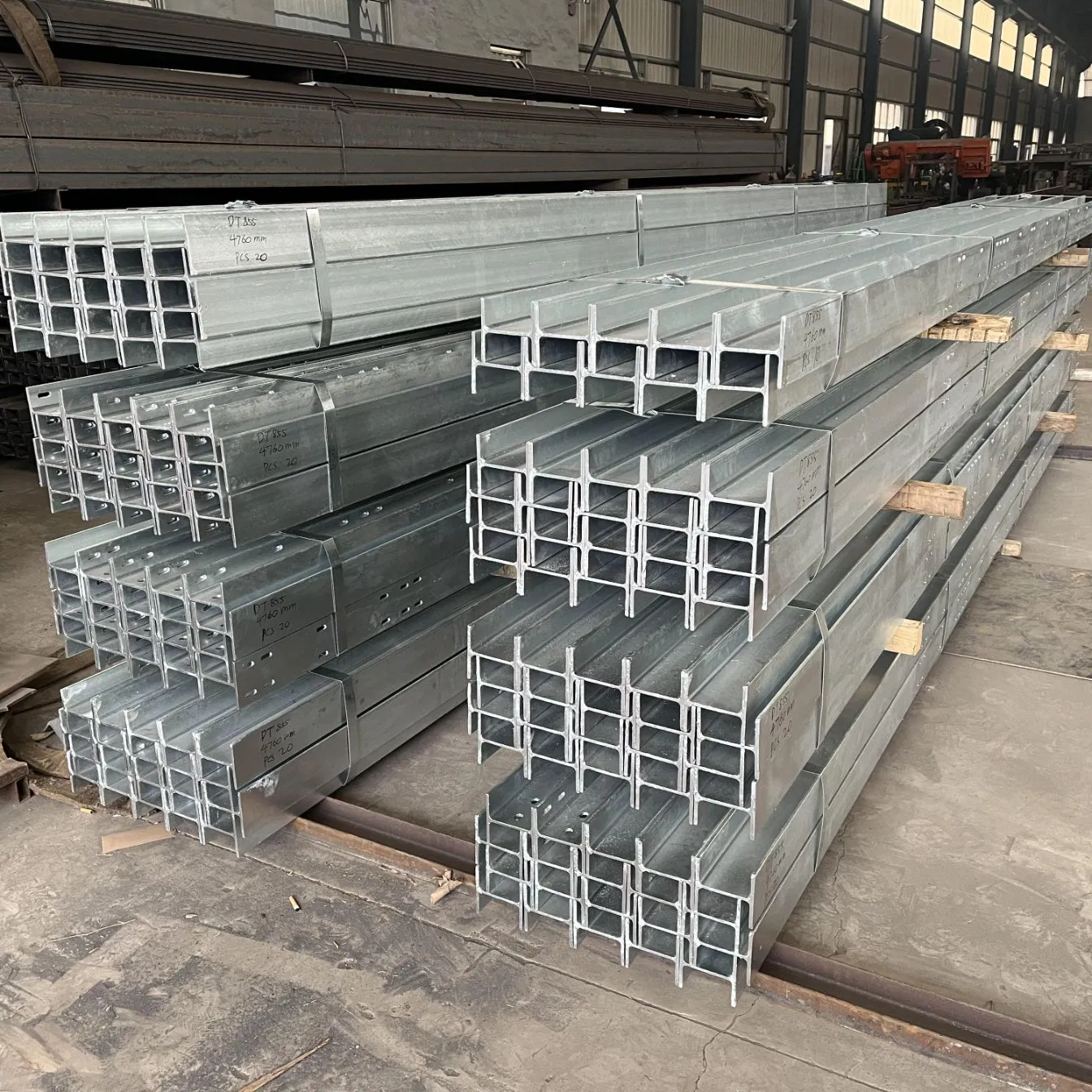 358 Security Mesh 100UC14.8 Galvanized Fencing H Posts