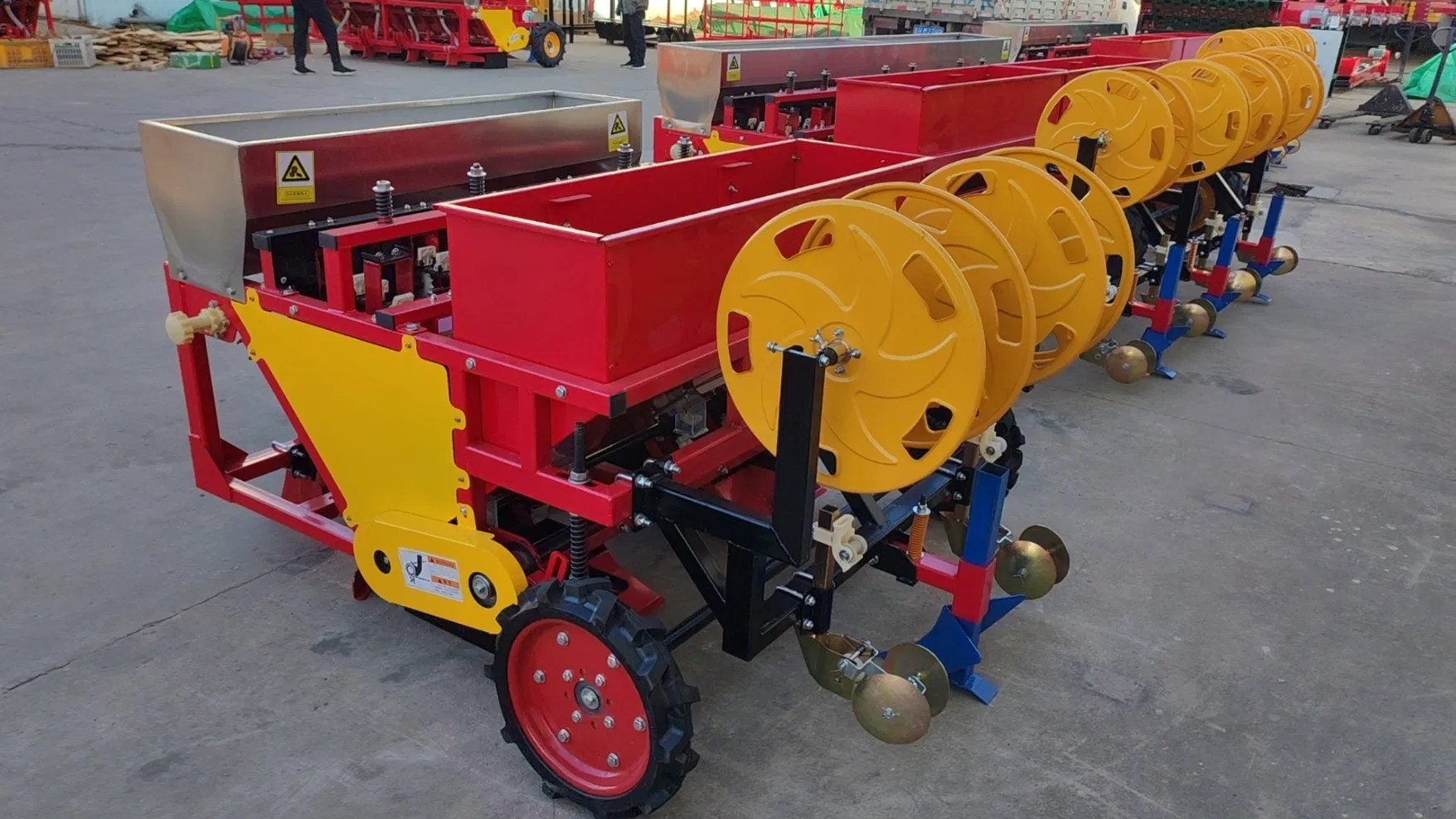 Сеялка для чеснока 2BSXB-4 с опциями