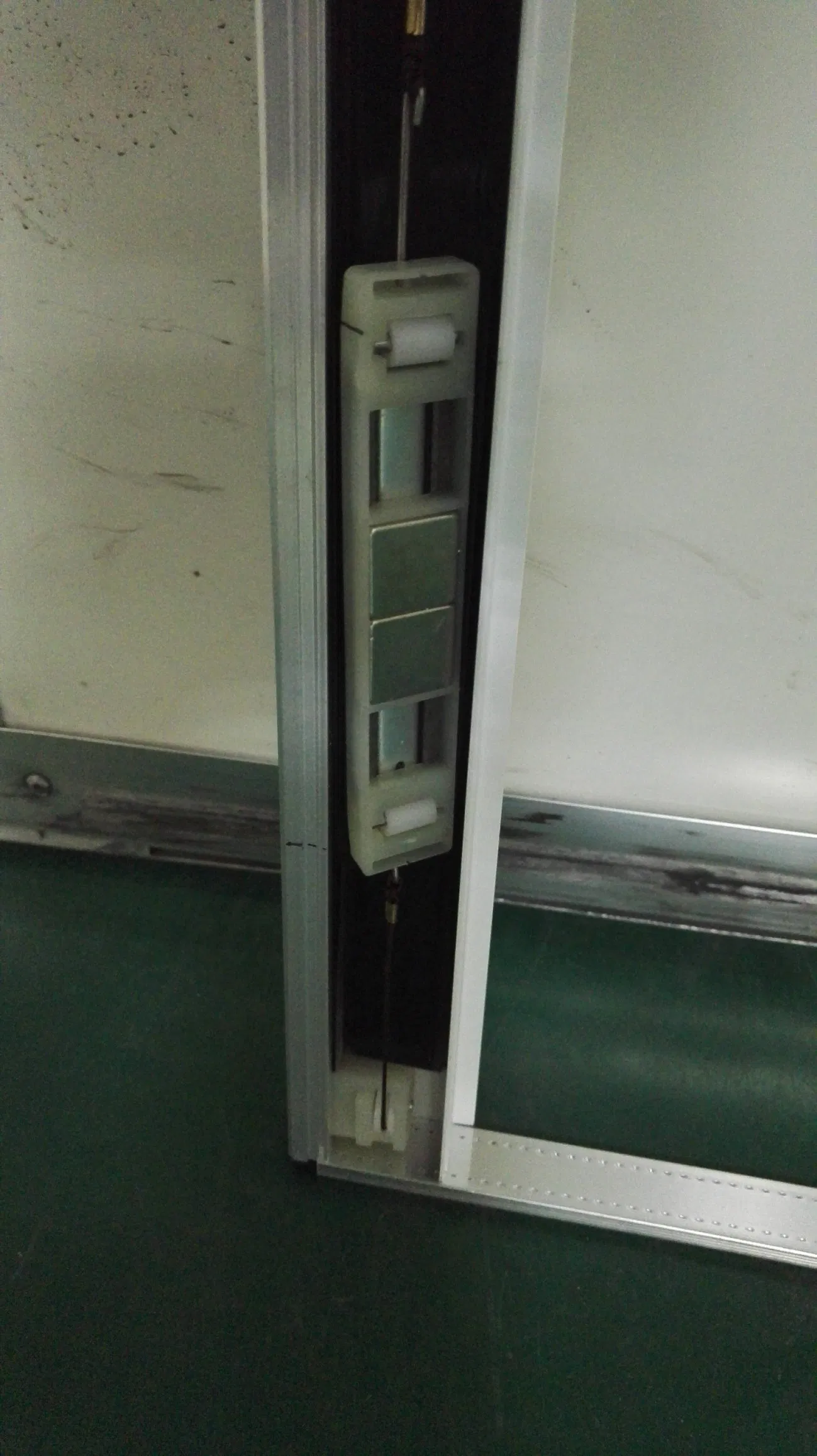 Magnetic Shutter Accessories for Double Glazing Window Door