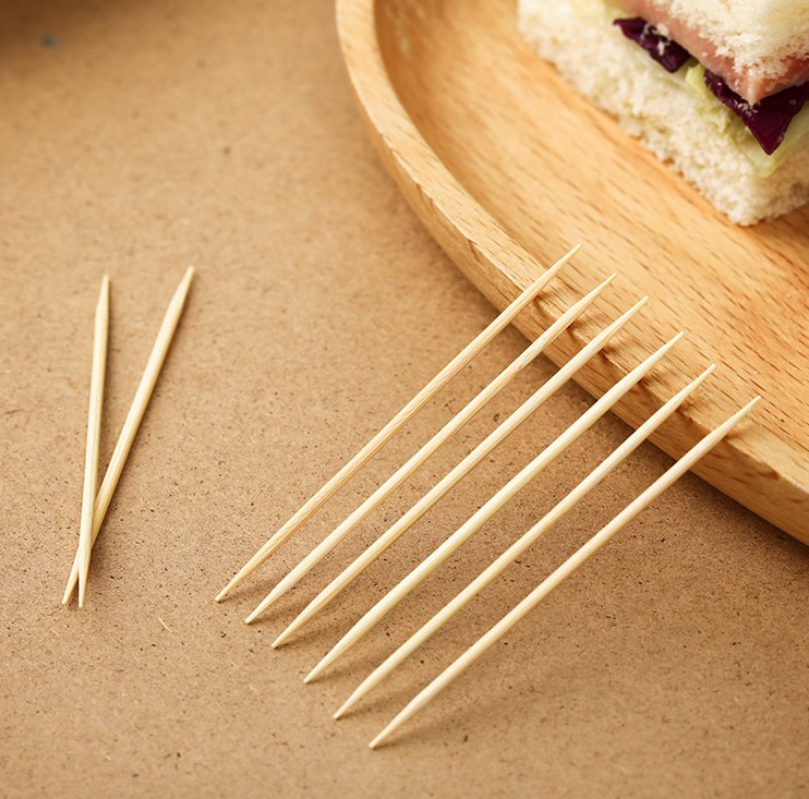 China Factory 1.6mm 1.8mm 2mm Diameter Disposable Bamboo Toothpick Dental Pick Bamboo Skewer