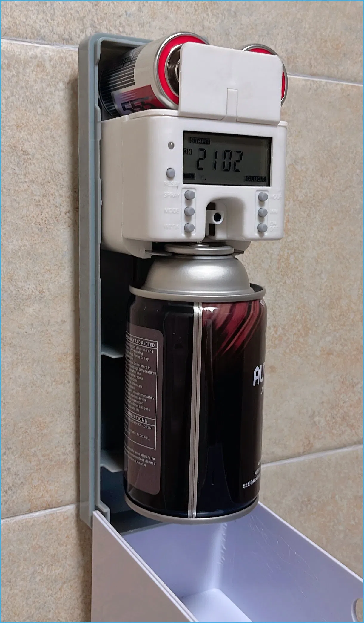 New Design Stainless-Steel Front Panel Bathroom Automatic Perfume Fragrance Dispenser Wall Mounted Air Freshener Dispenser