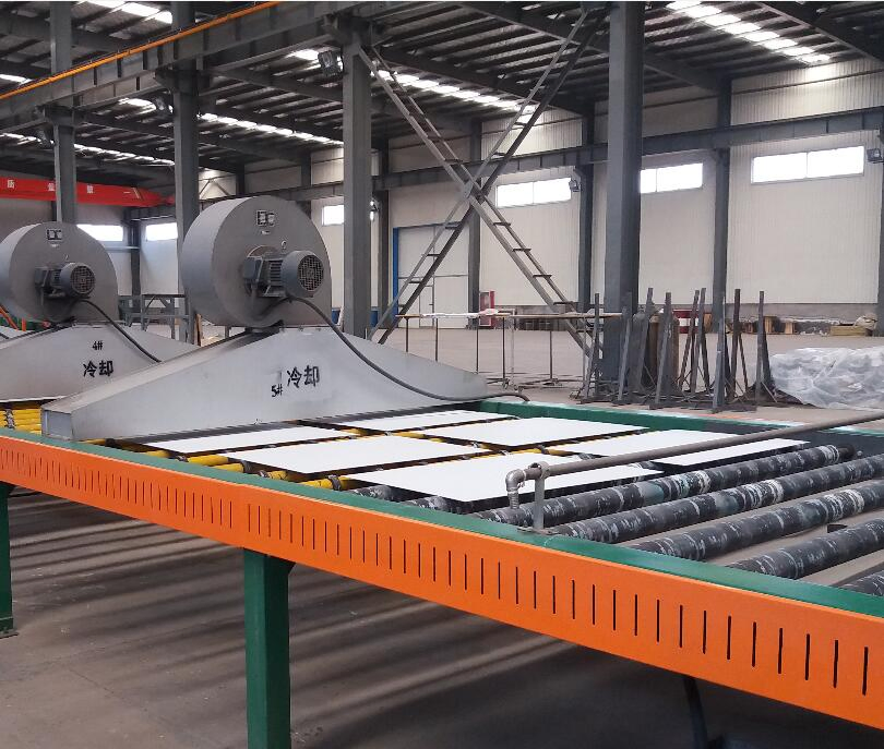 1.5mm Sheet Glass Mirror for Sales Promotion with Best Price