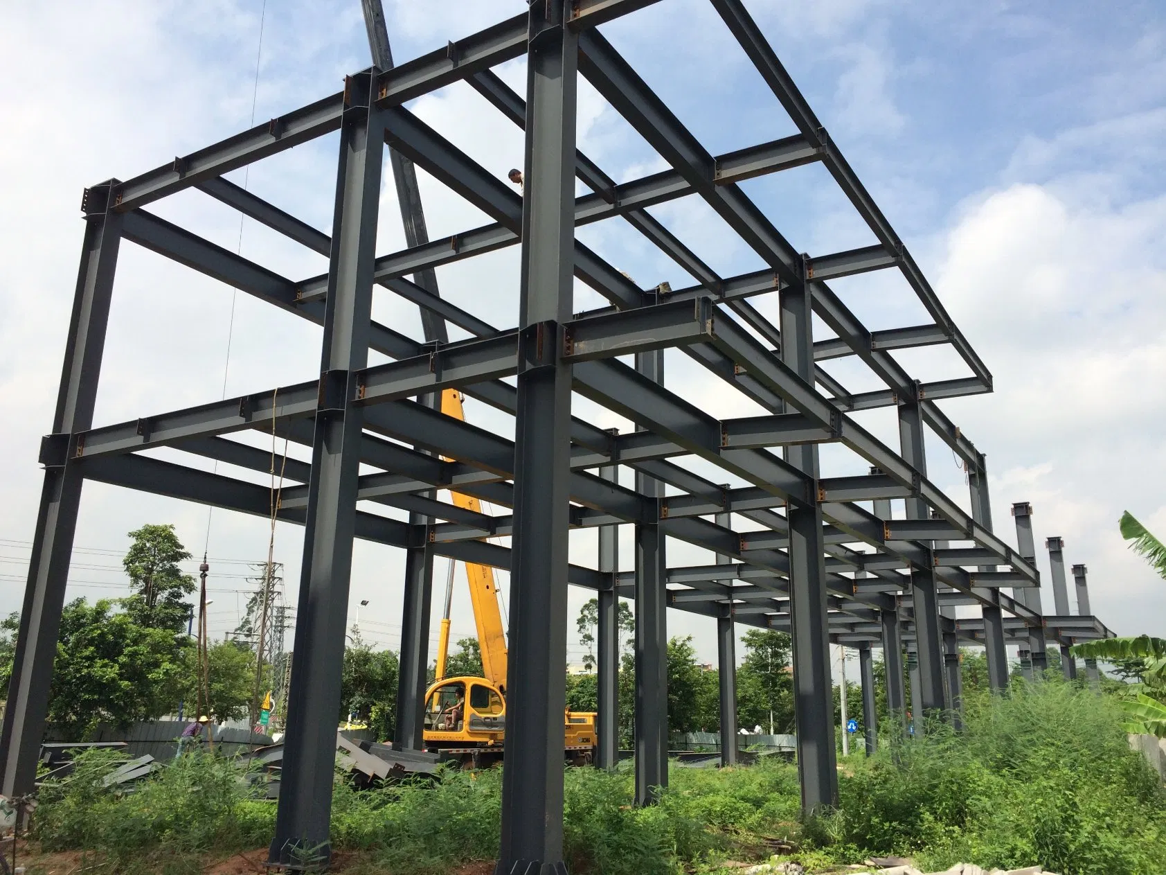 Customized Design Galvanized Corrugated Roofing Sheet Large Span Building Construction Steel Structure House