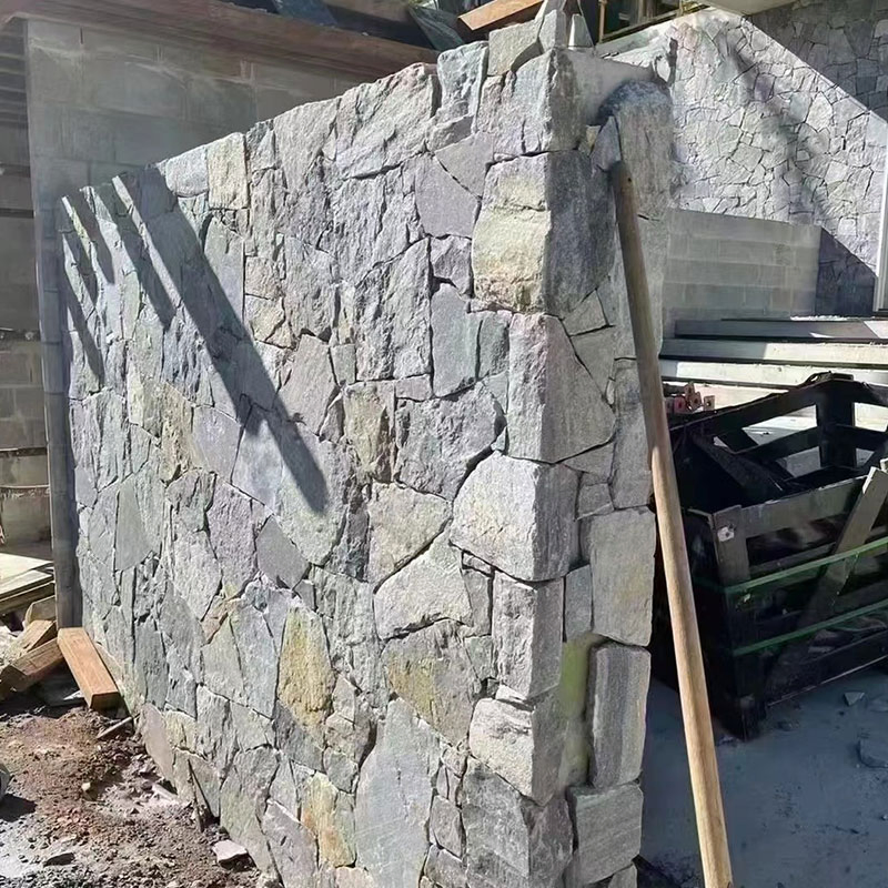 Rusty Black Muti Color Nature Culture Stacked Stone and Crazy Paving Stone for Home Decoration Wall Panel and Flooring Price