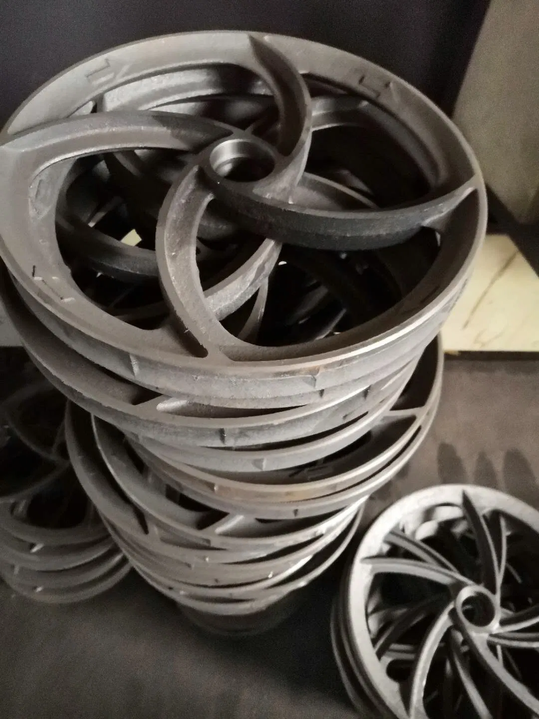 Heavy Duty Cast Iron V Roller