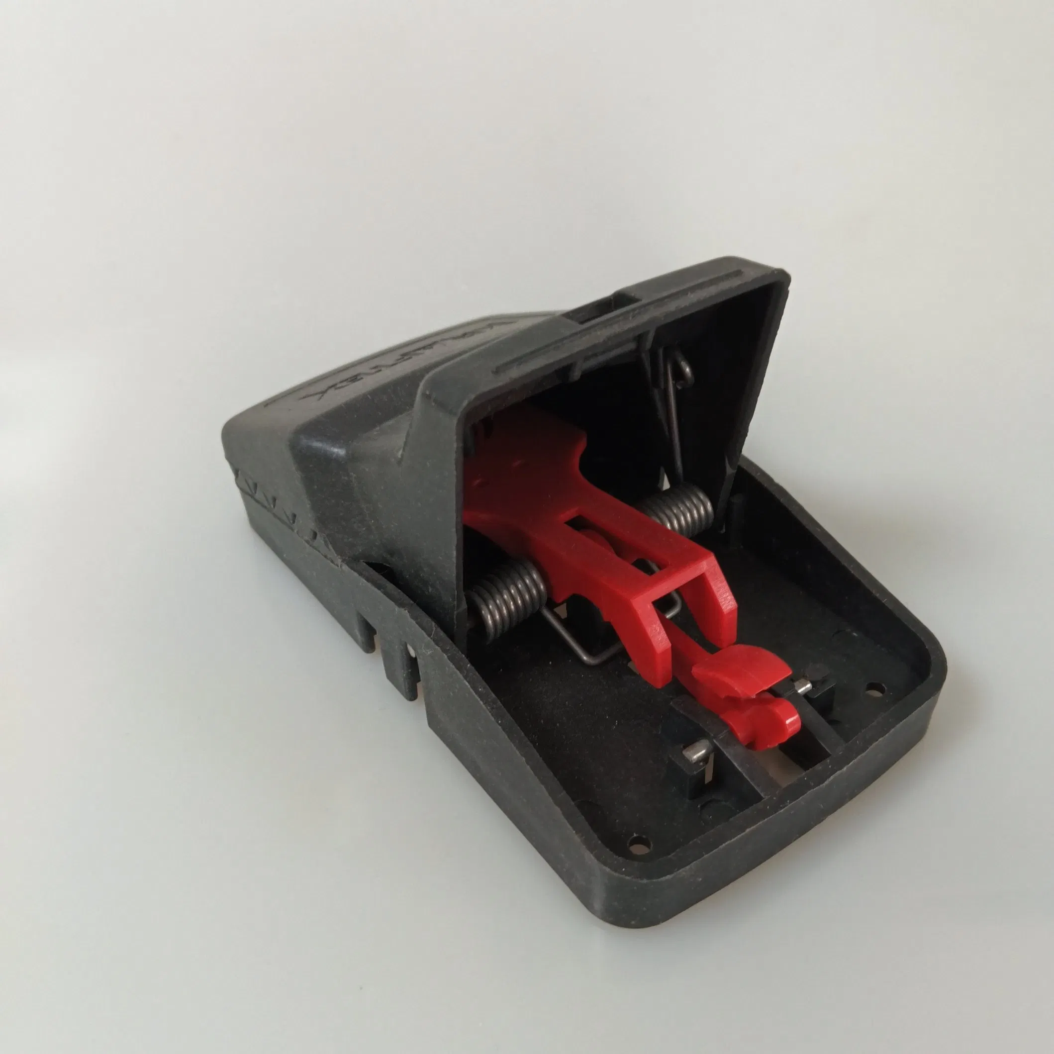 Reusable Mousetrap with Instant Kill Mechanism & Steel Construction