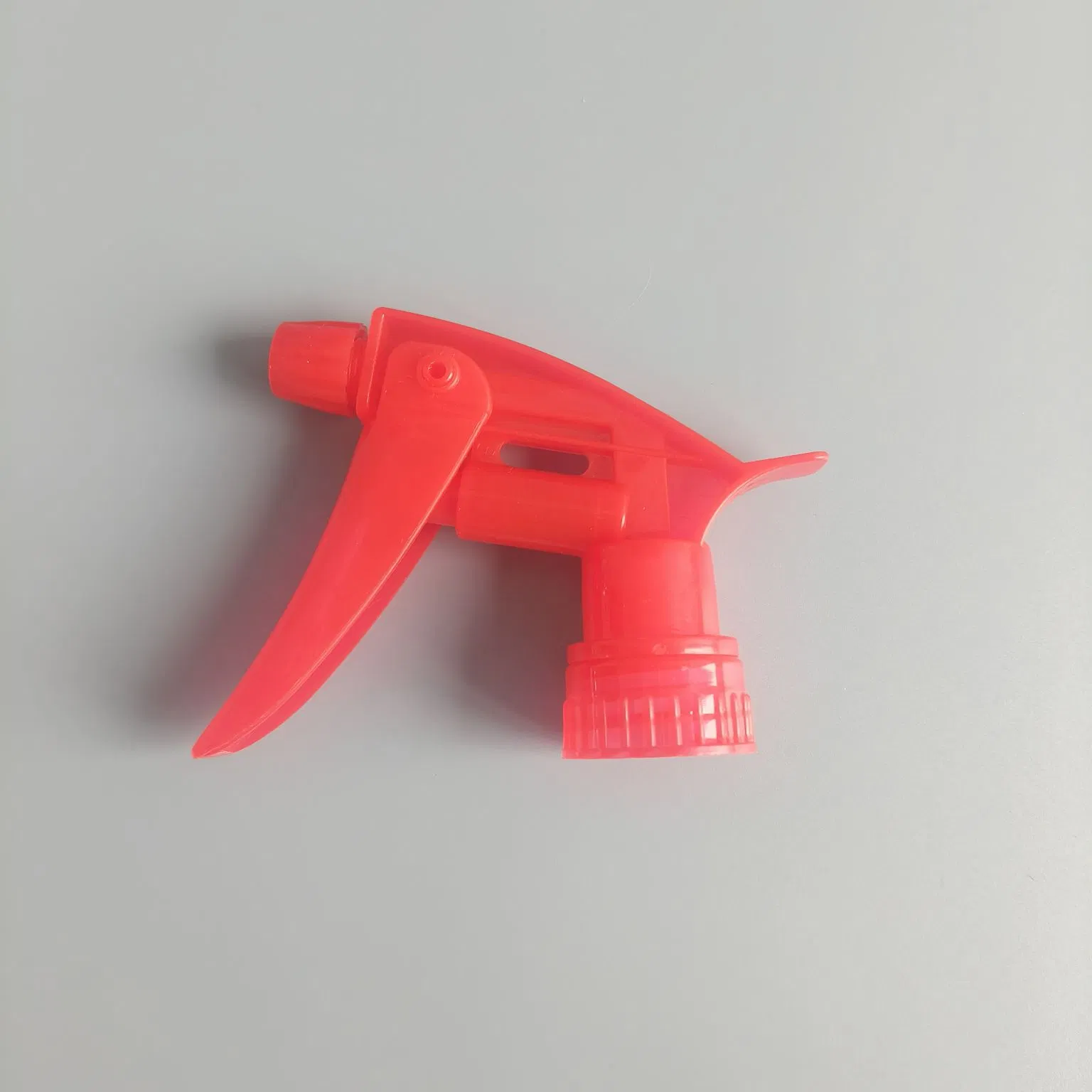 Red Plastic Trigger Water Spray Trigger Pump Spray for Refillable