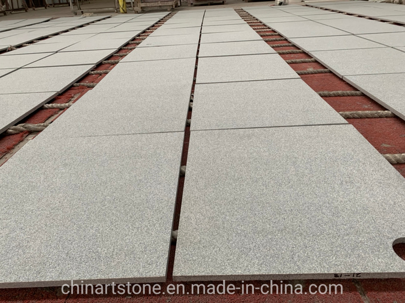 Chinese Golden Grey and White Flamed Bush-Hammered Granite Floor Tile
