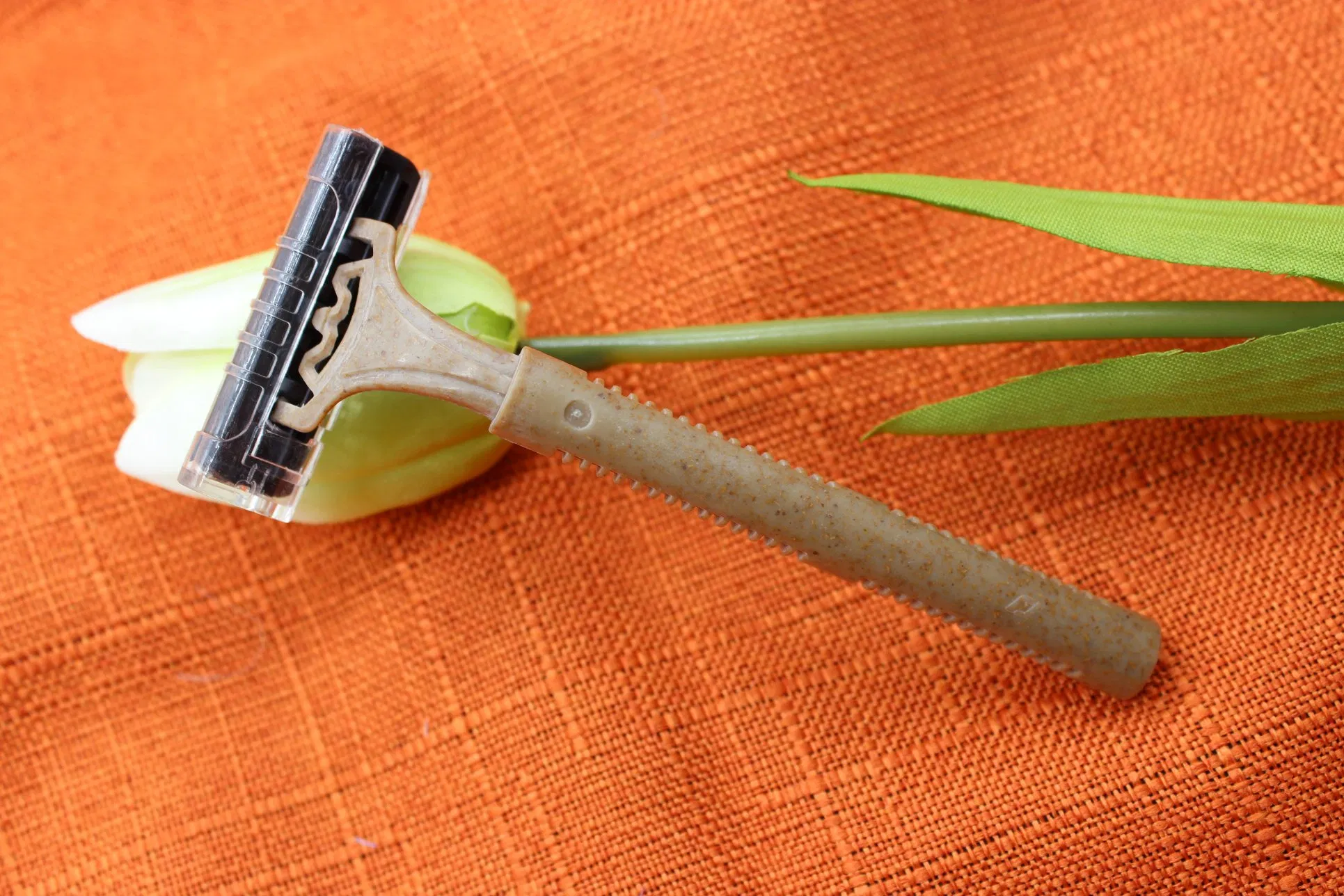Luxury Disposable Hotel Razor 06