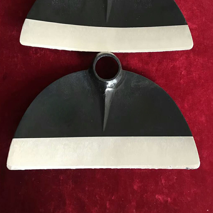 Garden Family with Hoe Semi-Circle Hoe Planting Flowers and Vegetables Hoe Home Custom Semi-Circle Hoe