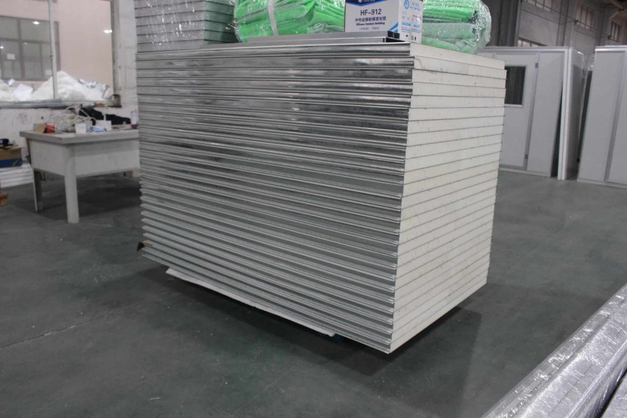 High Quality GMP Certified PU Polyurethane Insulated Roof and Wall Sandwich Panel for Cleanroom Peoject