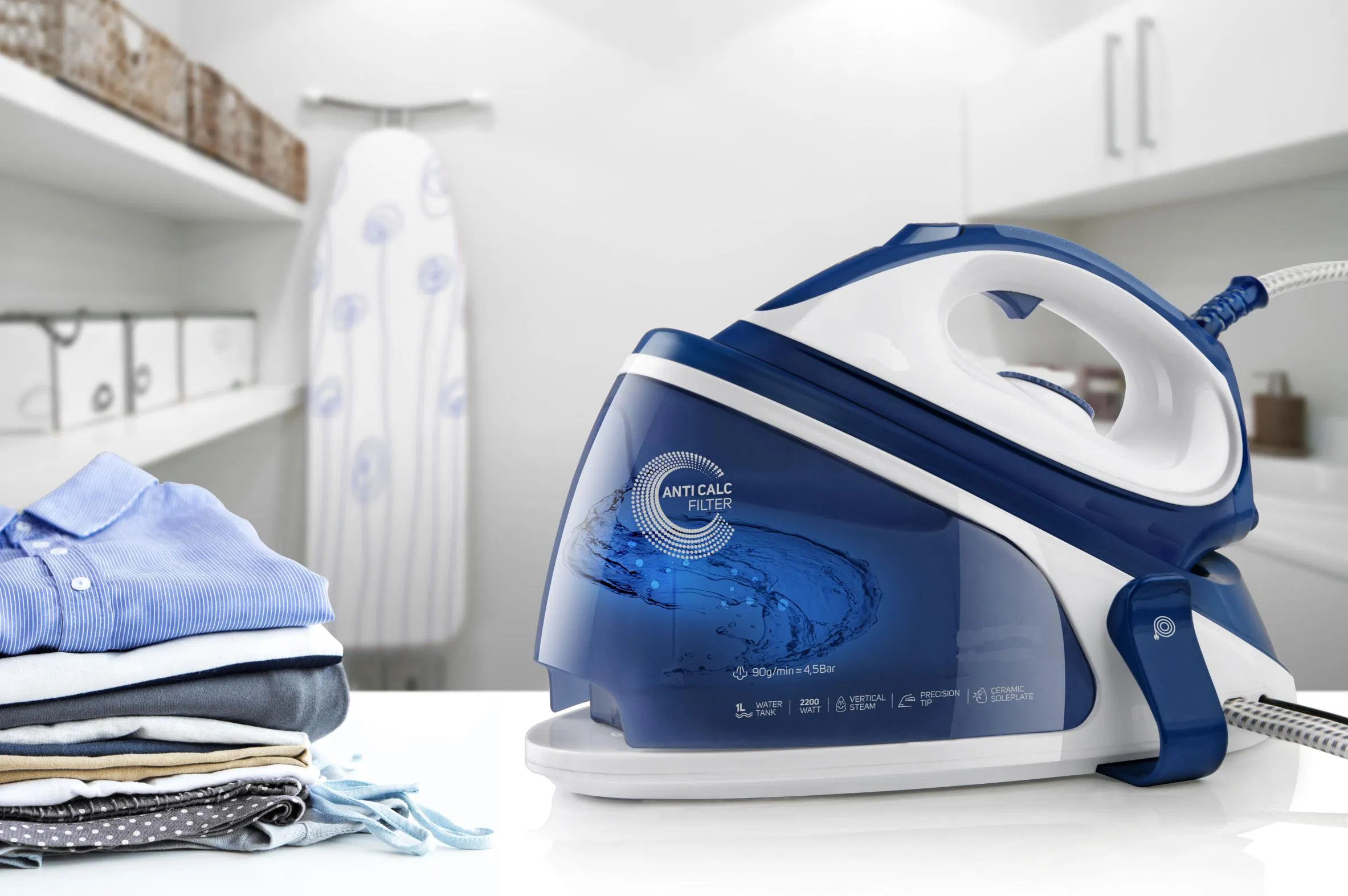 on/off Button 1800W Steam Iron Station