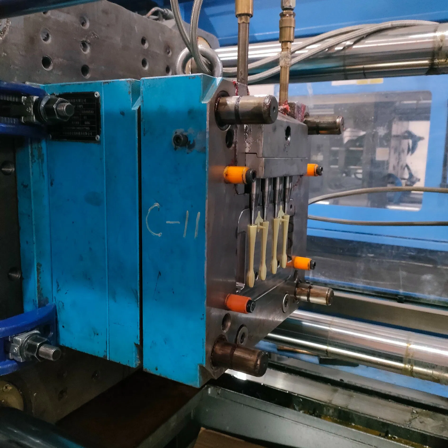 Wholesale Toothbrush Parts 4 Cavities Injection Mold in ABS Plastic