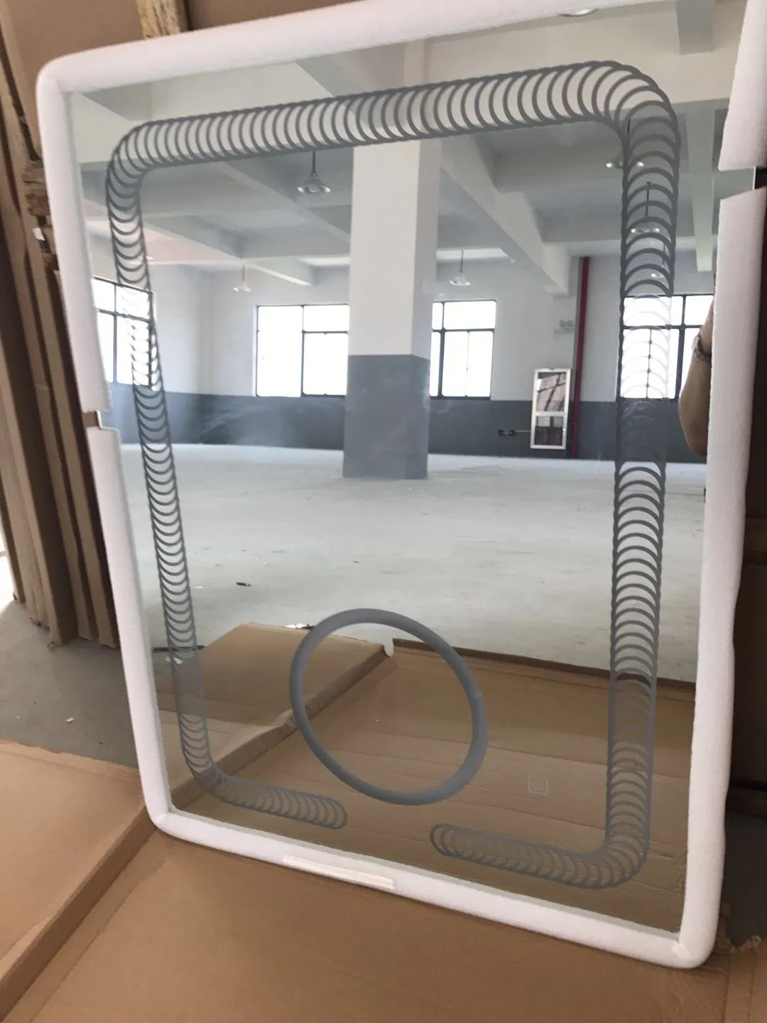 Modern Wall Mounted Backlit Frameless Time Display Rectangle Smart Mirror with LED Makeup Bulb Lights