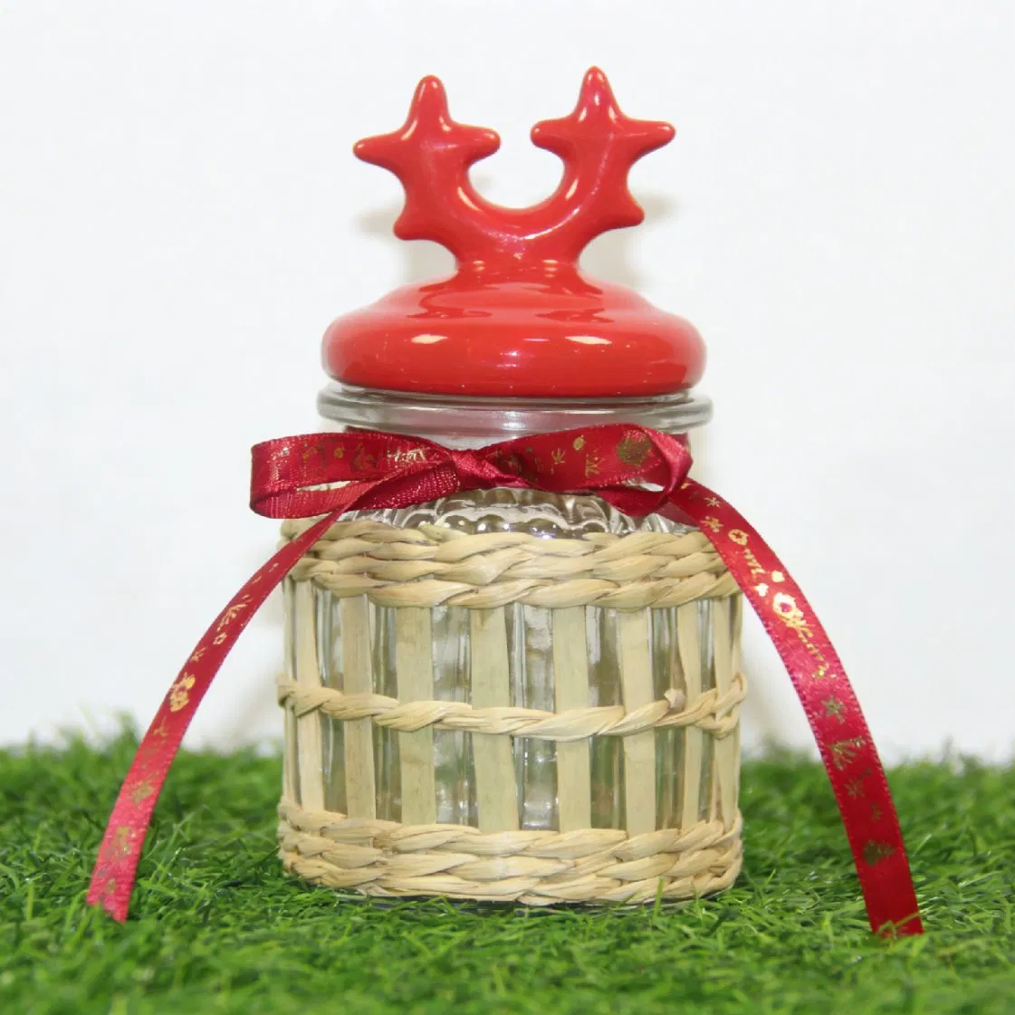 Design 8 Wholesale Decorative Grass Jar with Ceramic Lid for Christmas