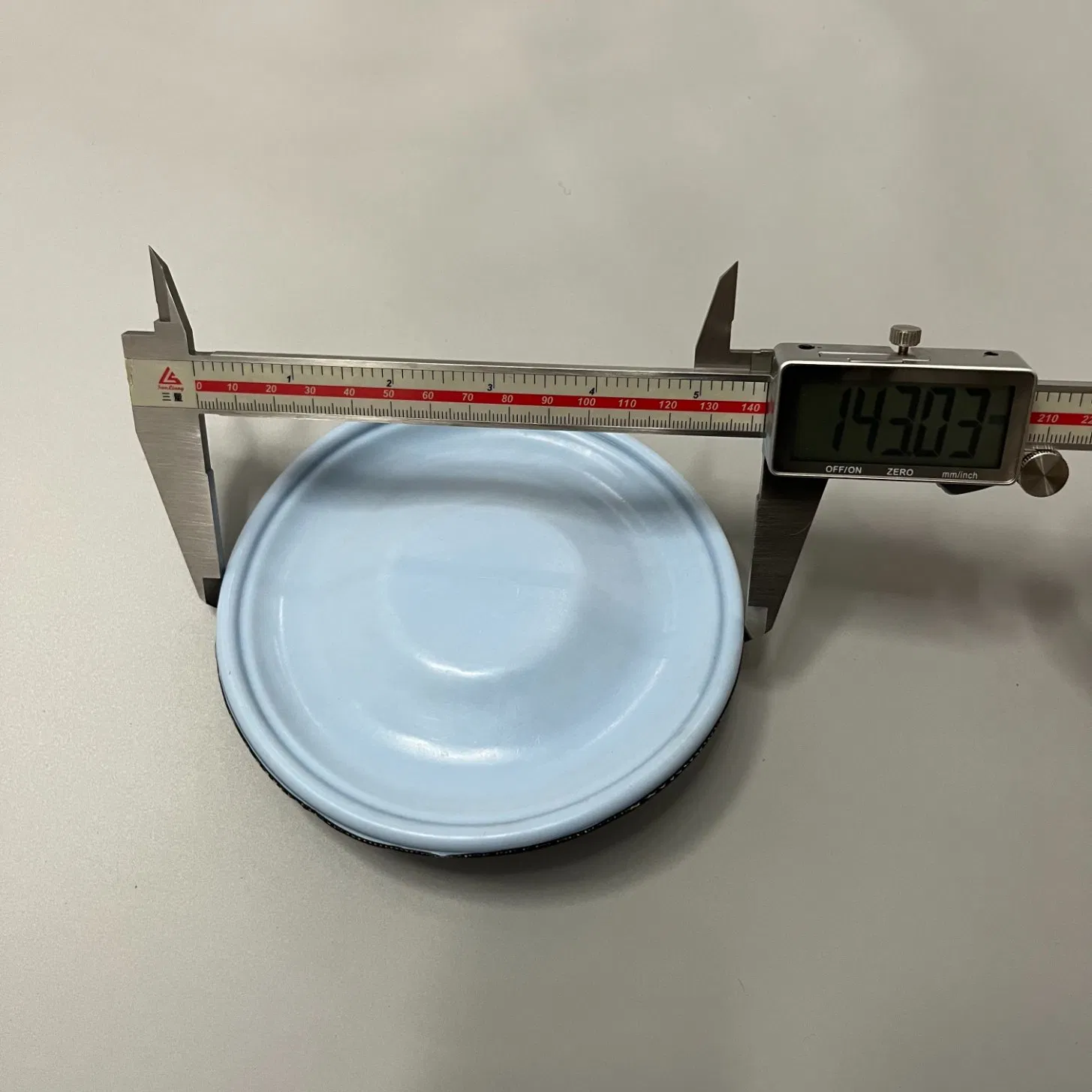 Pump Vacuum Equipment Parts PTFE EPDM Diaphragm for Dosing Pump