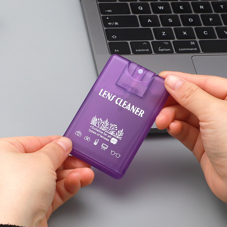 Portable Card Type Cleaning Liquid Plastic Glasses Spectacle Lens Cleaner Spray Bottle Set