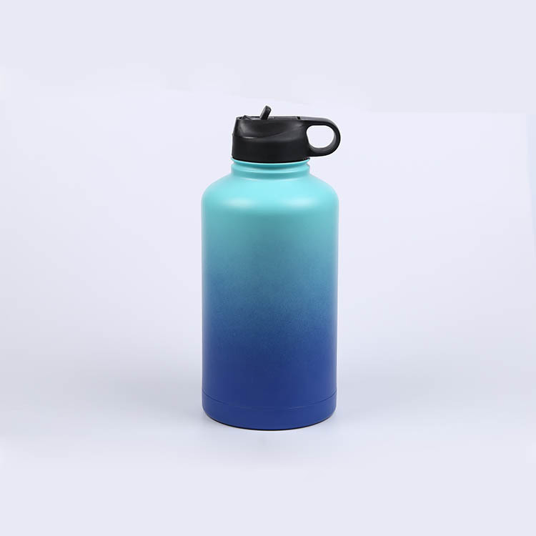 High Capacity 64oz Outdoor Sports Bottle Travel Bottle Stainless Steel Insulated Bottle for Finishing