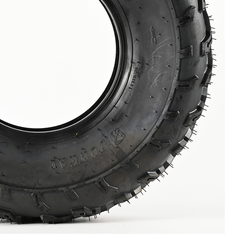 Шинa для картa дорожного/внедорожного 23x7-10, CCC